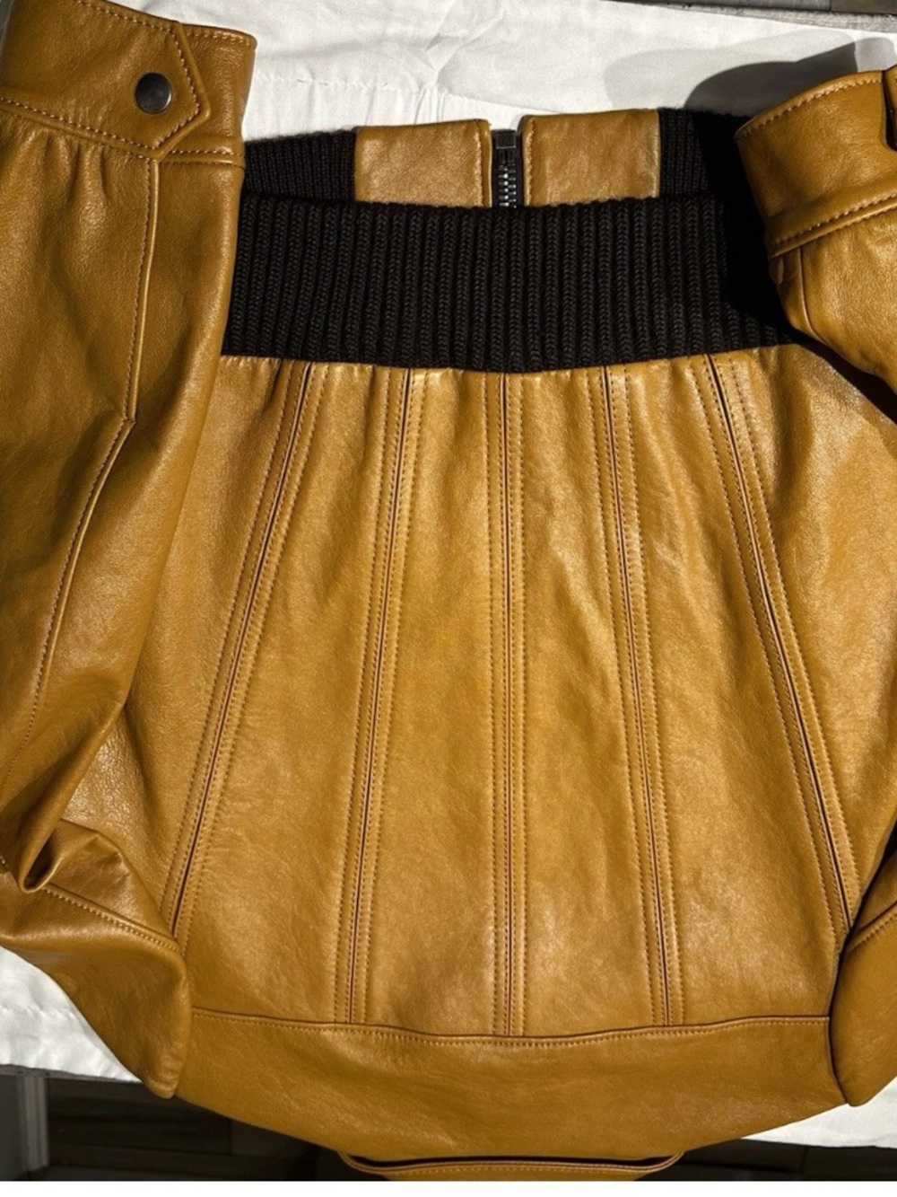 Coach Women's Cognac Leather Bomber Jacket with Dark Rib Hem - Picture 7 of 7
